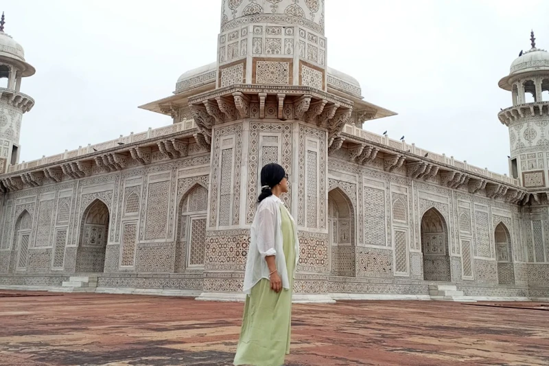 Poranny widok na Baby Taj