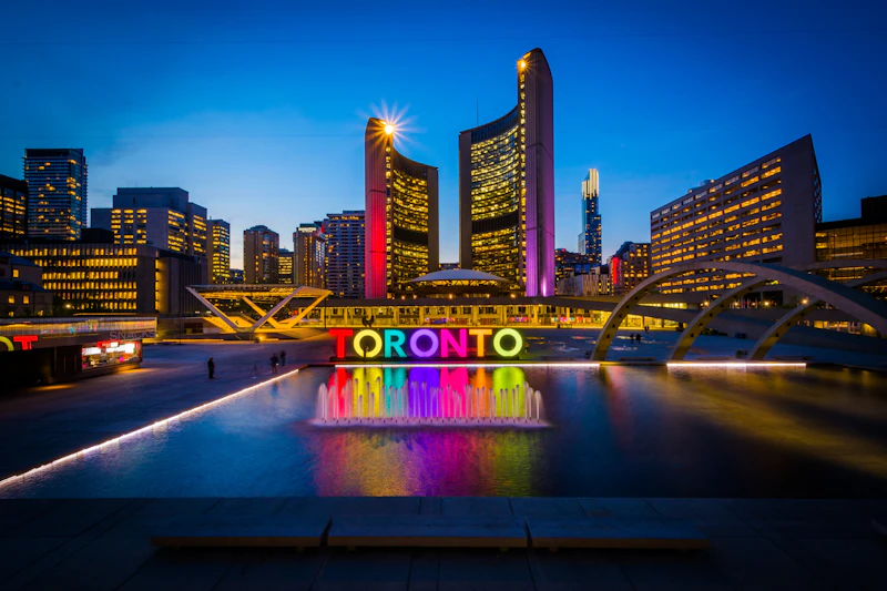 Nocne zwiedzanie Toronto